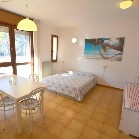 Lignano Apartament *